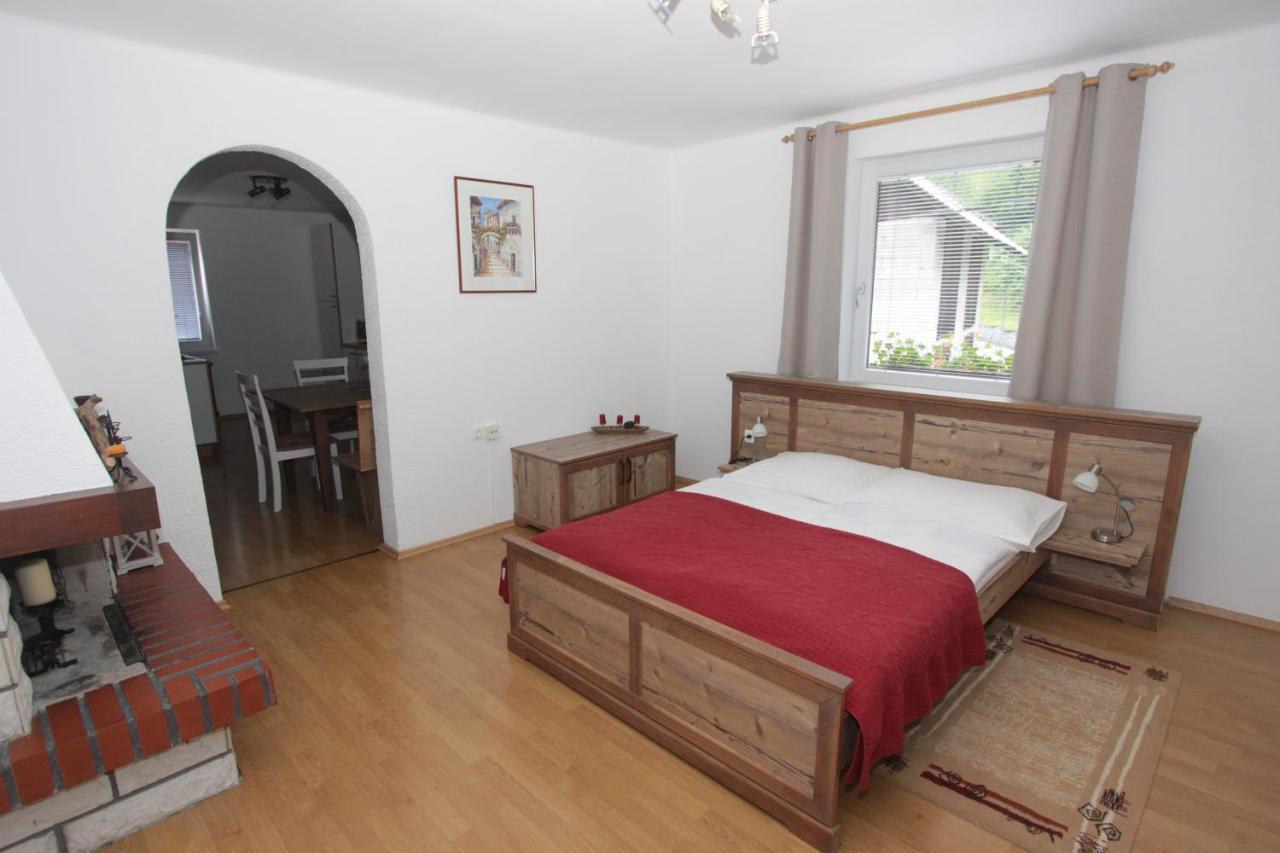 Apartment Ela Rateče